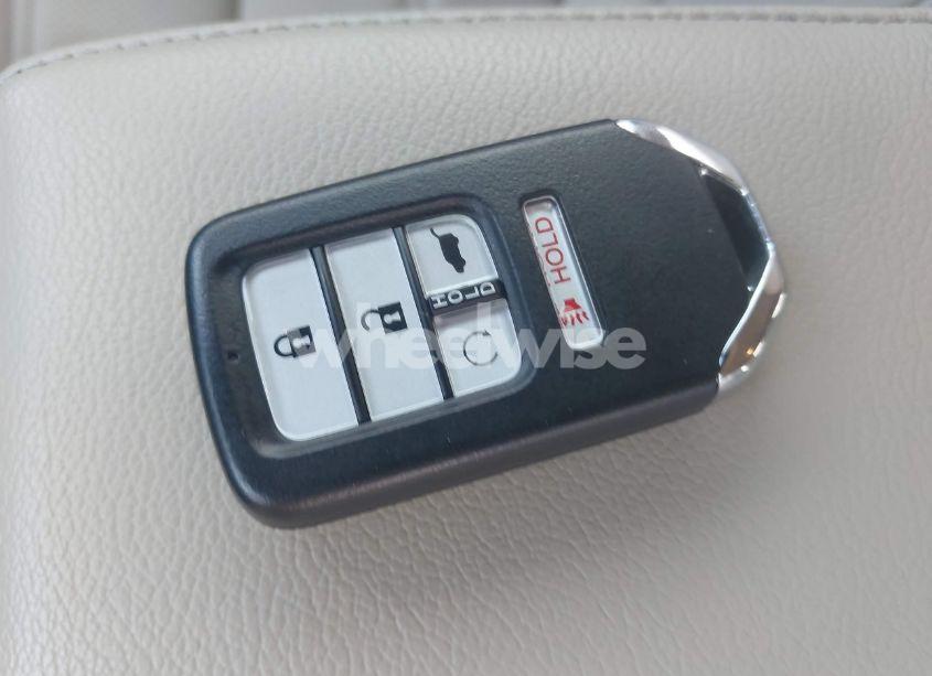 Photo 11 of 2019 Honda Cr-v TOURING (VIN 2HKRW1H93KH505289)