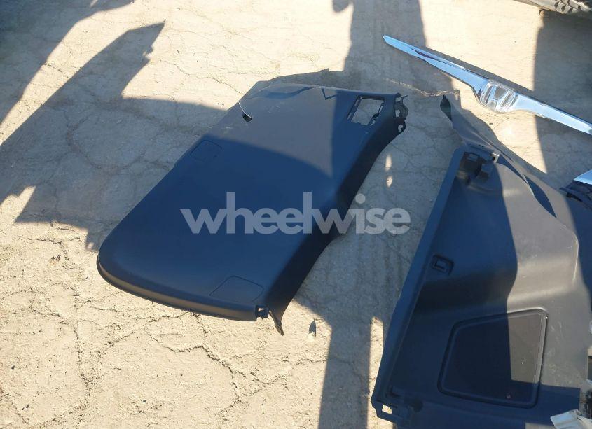 Photo 19 of 2018 Honda Cr-v TOURING (VIN 2HKRW1H98JH509238)