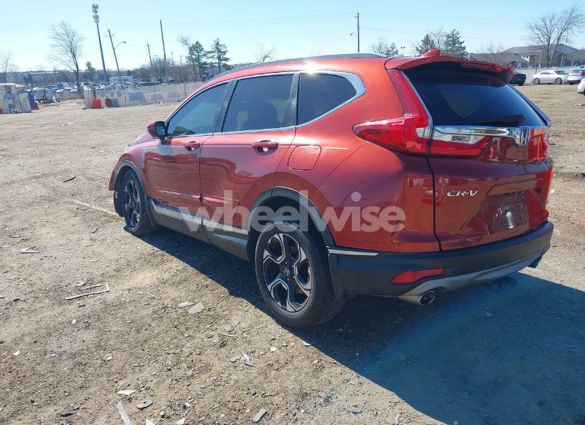 Photo 3 of 2019 Honda Cr-v TOURING (VIN 2HKRW1H9XKH500025)