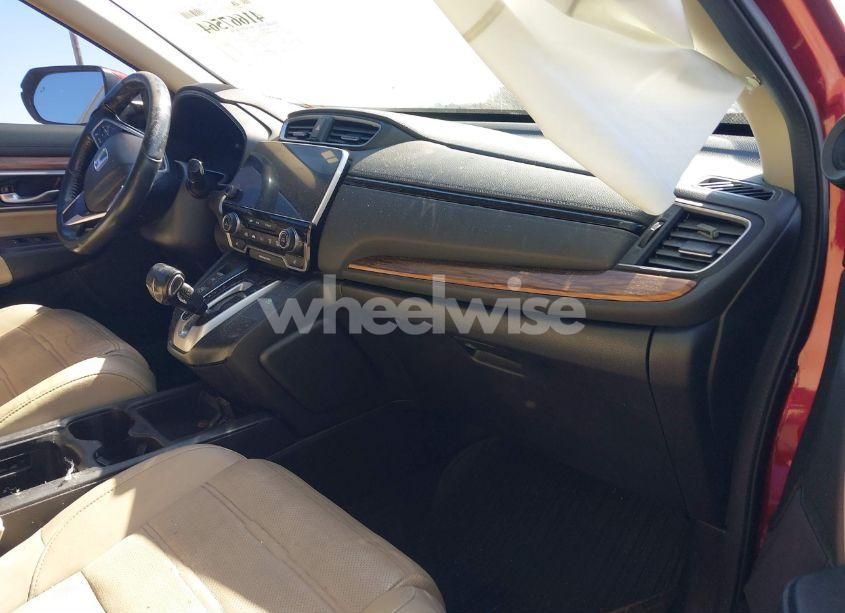 Photo 5 of 2019 Honda Cr-v TOURING (VIN 2HKRW1H9XKH500025)