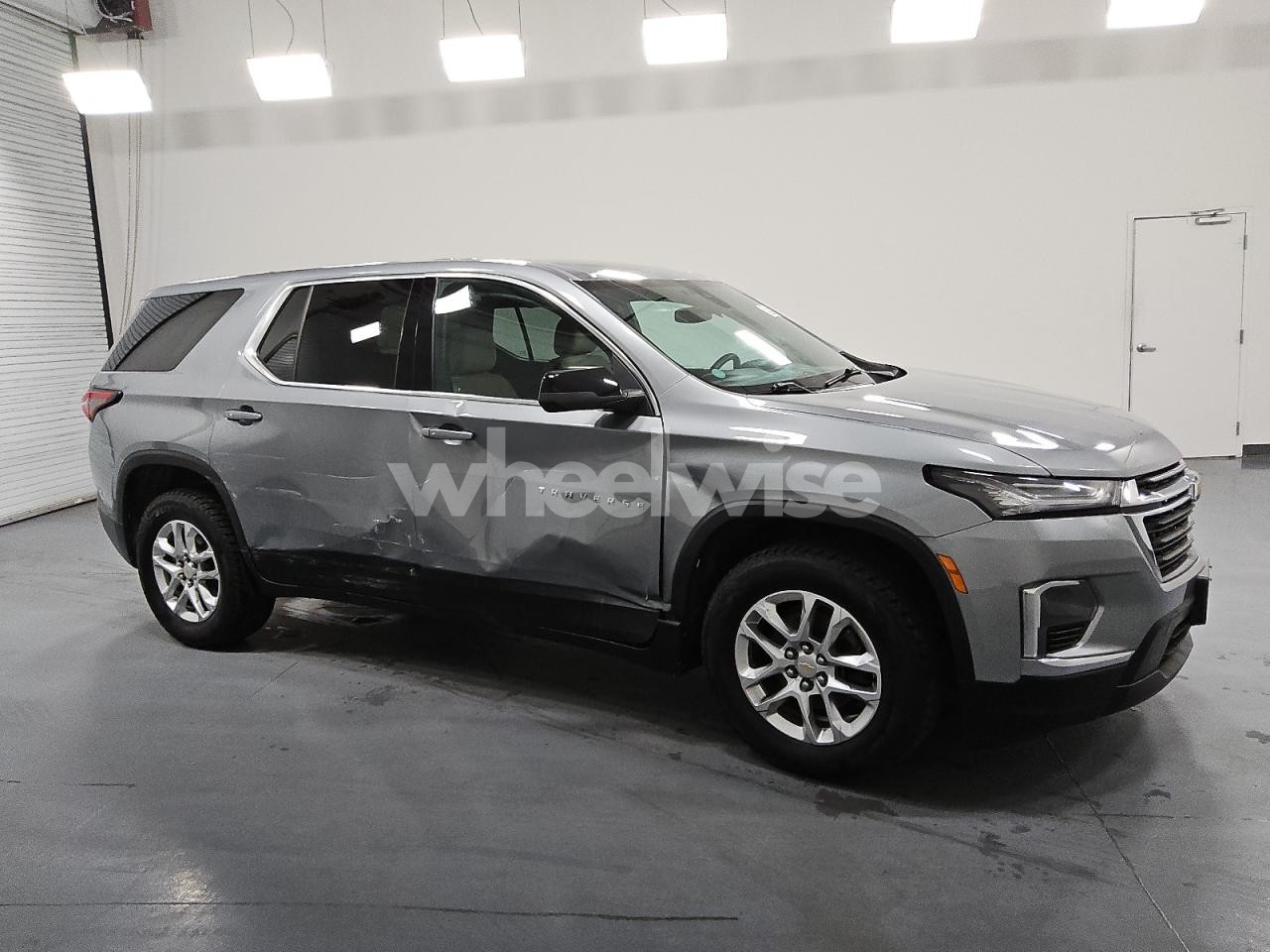 Photo 4 of 2023 CHEVROLET TRAVERSE LS (VIN 2HKRW2H26LH635125)