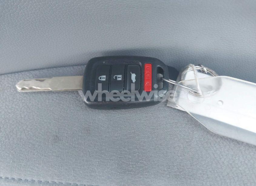 Photo 11 of 2020 Honda Cr-v AWD LX (VIN 2HKRW2H27LH608208)