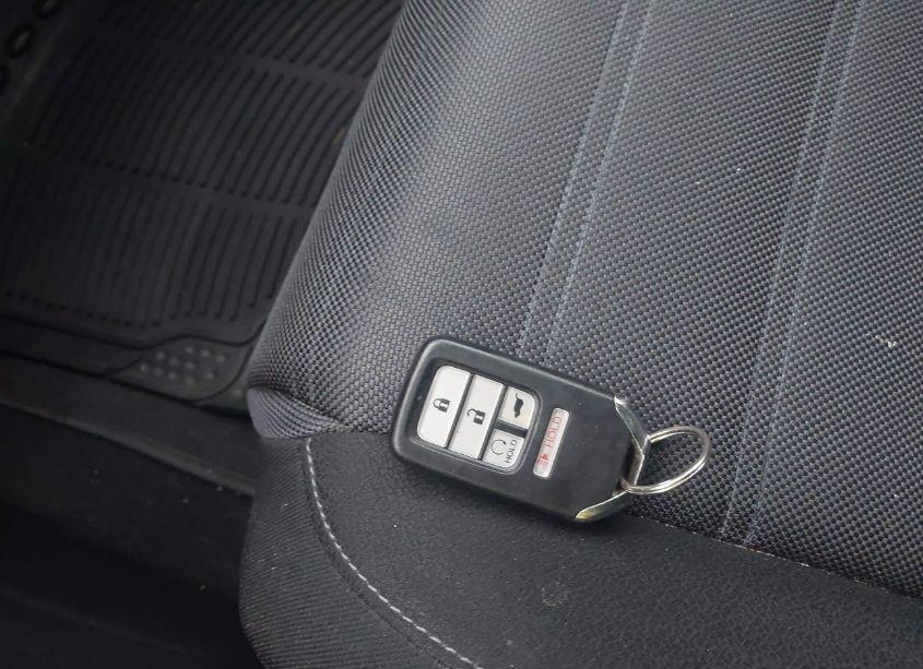 Photo 11 of 2018 Honda Cr-v (VIN 2HKRW2H28JH137442)