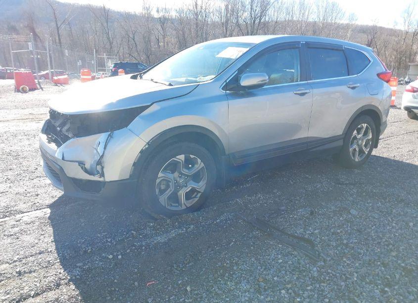 Photo 2 of 2018 Honda Cr-v EX (VIN 2HKRW2H50JH646371)