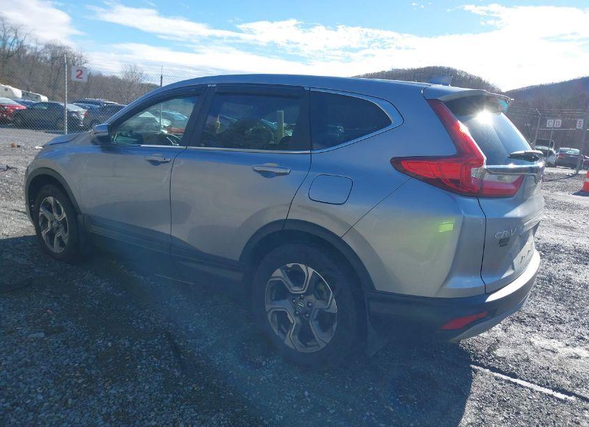 Photo 3 of 2018 Honda Cr-v EX (VIN 2HKRW2H50JH646371)