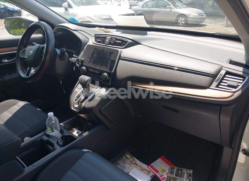 Photo 5 of 2018 Honda Cr-v EX (VIN 2HKRW2H50JH694792)