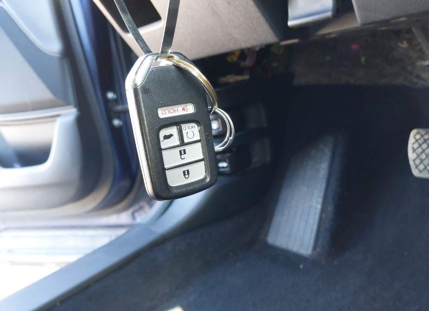 Photo 11 of 2019 Honda Cr-v EX (VIN 2HKRW2H50KH621908)