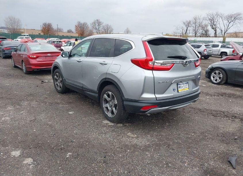 Photo 3 of 2019 Honda Cr-v EX (VIN 2HKRW2H50KH666010)