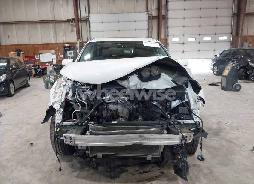 Photo 6 of 2018 Honda Cr-v EX (VIN 2HKRW2H51JH682487)