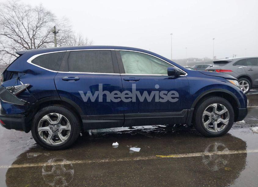 Photo 13 of 2018 Honda Cr-v EX (VIN 2HKRW2H52JH621486)