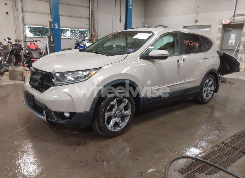 Photo 2 of 2019 Honda Cr-v EX (VIN 2HKRW2H52KH600848)