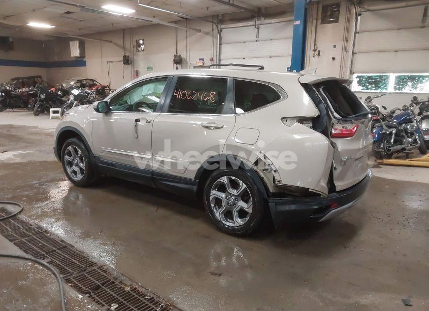 Photo 3 of 2019 Honda Cr-v EX (VIN 2HKRW2H52KH600848)