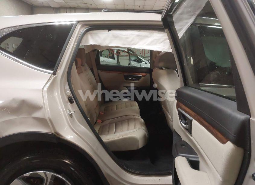 Photo 8 of 2019 Honda Cr-v EX (VIN 2HKRW2H52KH600848)