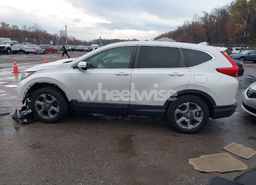 Photo 14 of 2018 Honda Cr-v EX (VIN 2HKRW2H53JH607919)
