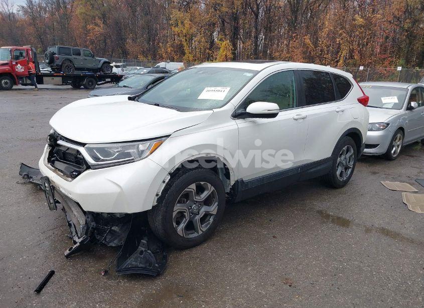 Photo 2 of 2018 Honda Cr-v EX (VIN 2HKRW2H53JH607919)