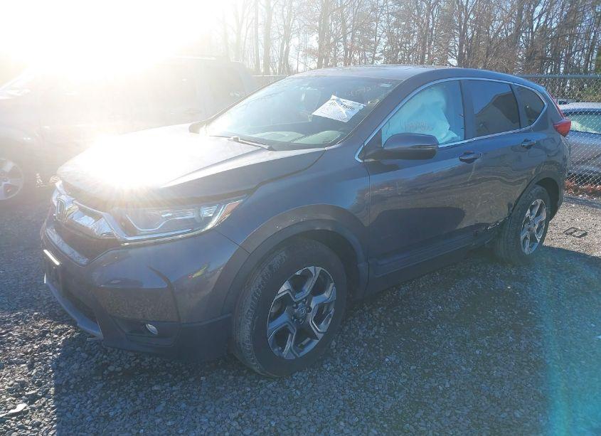 Photo 2 of 2019 Honda Cr-v EX (VIN 2HKRW2H53KH675719)