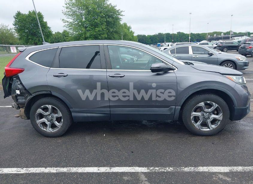 Photo 13 of 2018 Honda Cr-v EX (VIN 2HKRW2H54JH662797)