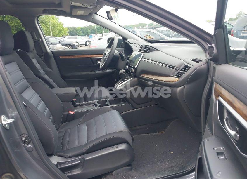 Photo 5 of 2018 Honda Cr-v EX (VIN 2HKRW2H54JH662797)