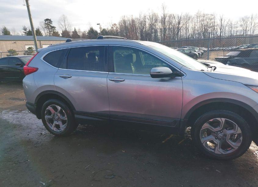 Photo 14 of 2018 Honda Cr-v EX (VIN 2HKRW2H55JH628173)