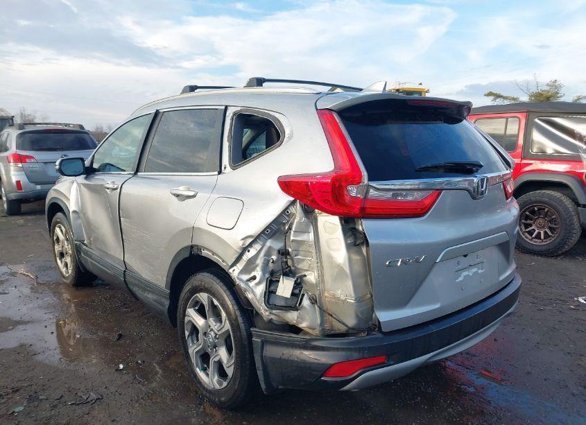 Photo 3 of 2018 Honda Cr-v EX (VIN 2HKRW2H55JH628173)