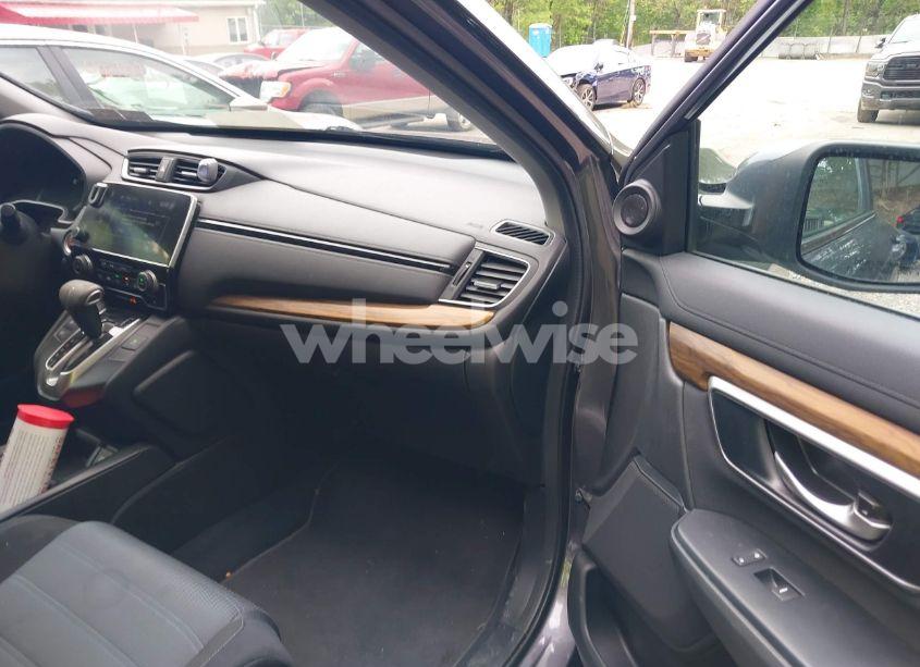 Photo 5 of 2018 Honda Cr-v EX (VIN 2HKRW2H55JH640470)