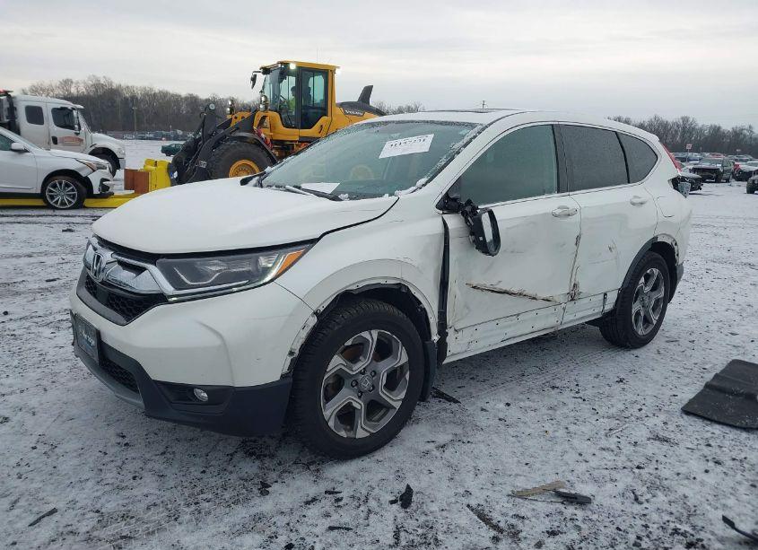 Photo 2 of 2018 Honda Cr-v EX (VIN 2HKRW2H55JH645085)