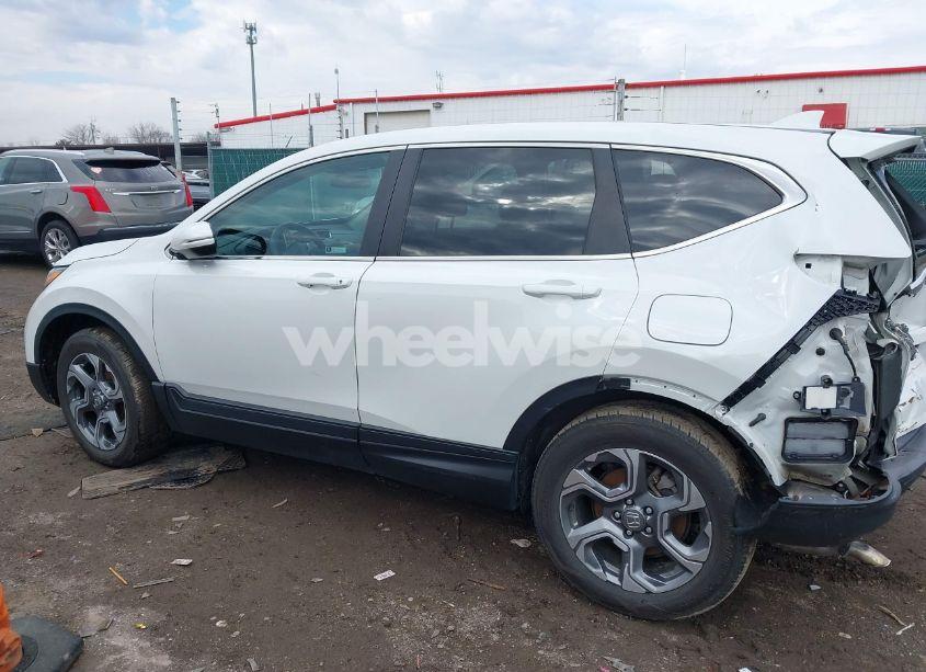 Photo 14 of 2019 Honda Cr-v EX (VIN 2HKRW2H55KH642124)