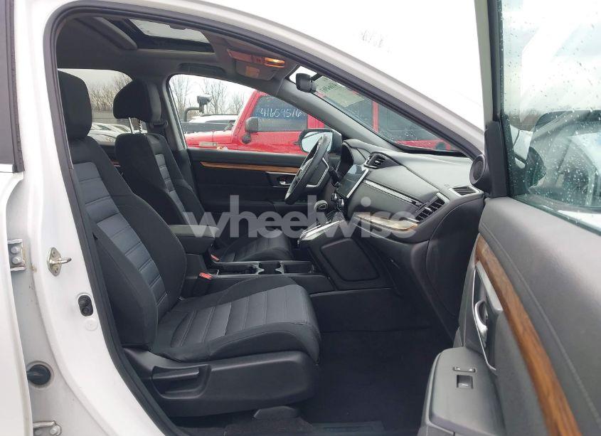 Photo 5 of 2019 Honda Cr-v EX (VIN 2HKRW2H55KH642124)