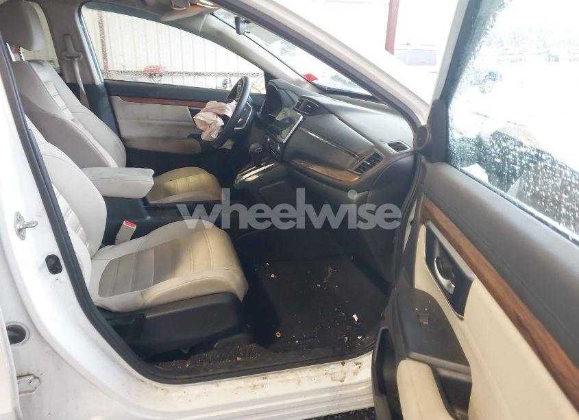 Photo 5 of 2019 Honda Cr-v EX (VIN 2HKRW2H56KH641449)