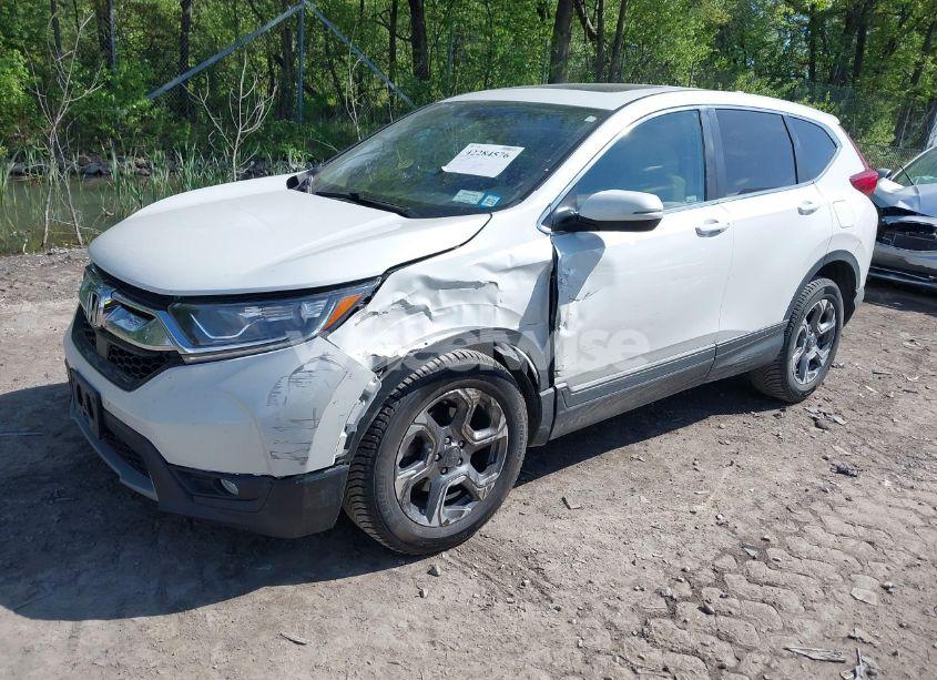 Photo 2 of 2019 Honda Cr-v EX (VIN 2HKRW2H56KH666061)