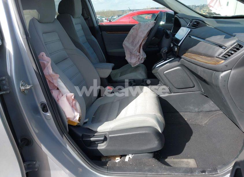 Photo 5 of 2017 Honda Cr-v EX (VIN 2HKRW2H57HH613295)