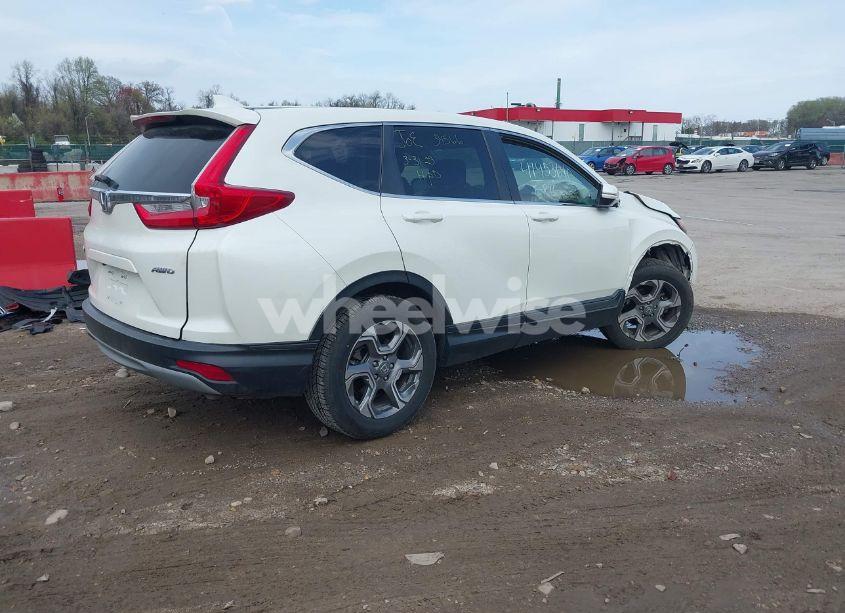 Photo 4 of 2018 Honda Cr-v EX (VIN 2HKRW2H57JH669386)
