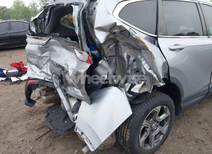 Photo 19 of 2018 Honda Cr-v EX (VIN 2HKRW2H57JH683093)