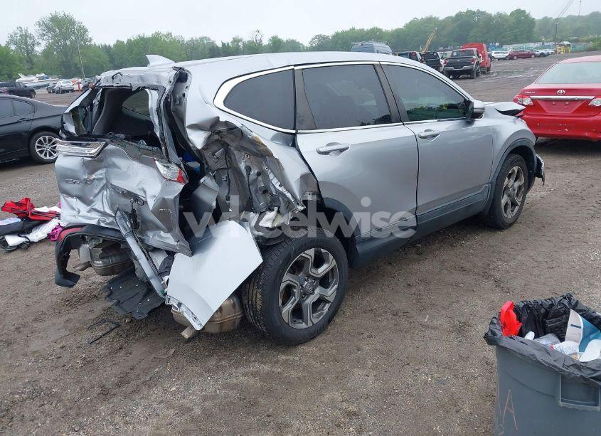 Photo 4 of 2018 Honda Cr-v EX (VIN 2HKRW2H57JH683093)