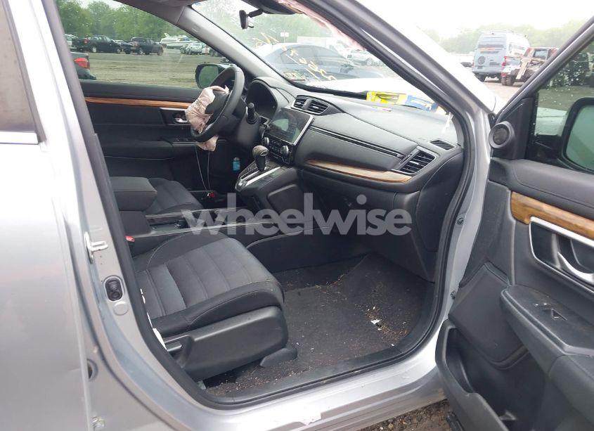 Photo 5 of 2018 Honda Cr-v EX (VIN 2HKRW2H57JH683093)