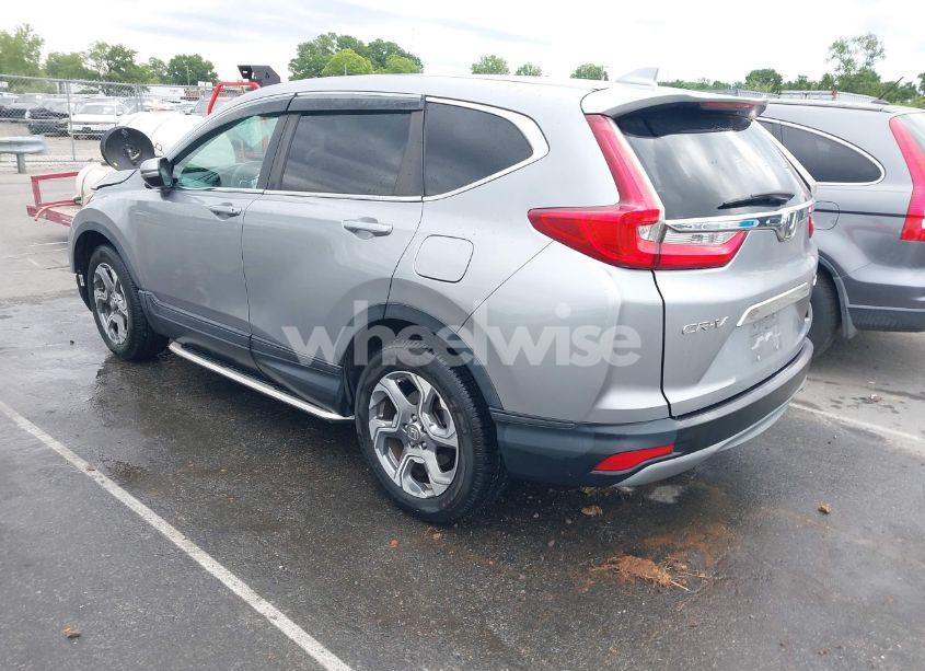 Photo 3 of 2018 Honda Cr-v EX (VIN 2HKRW2H57JH686236)