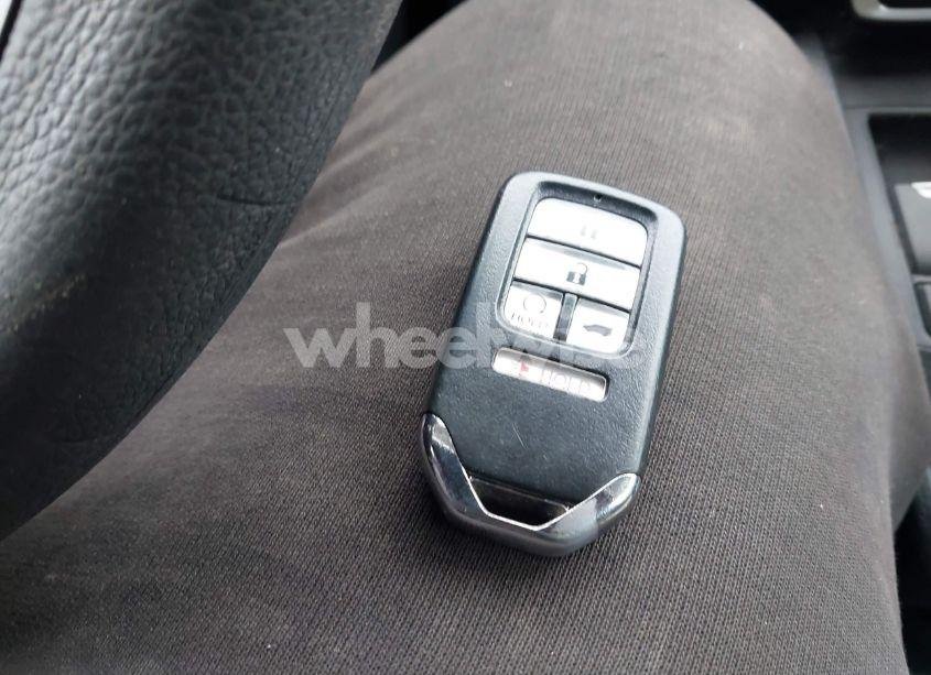 Photo 11 of 2017 Honda Cr-v EX (VIN 2HKRW2H59HH645682)