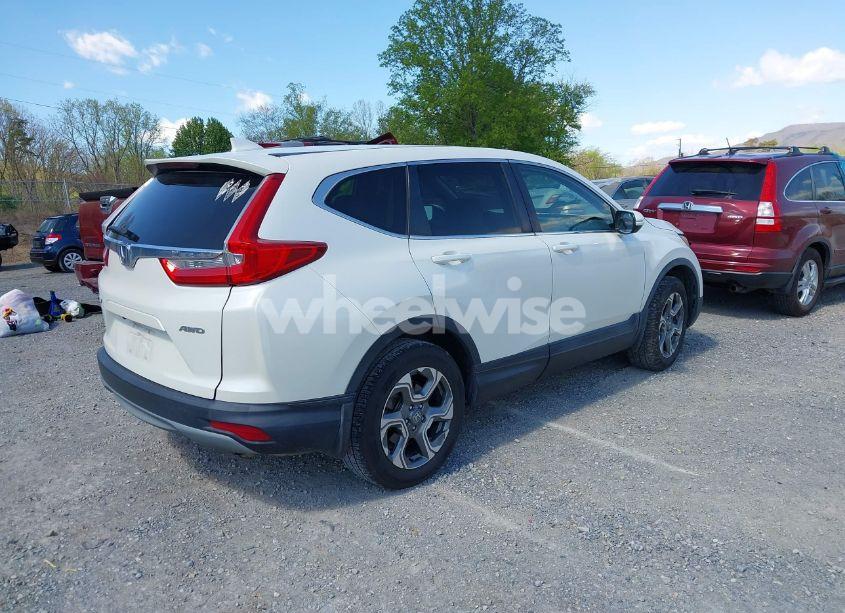 Photo 4 of 2018 Honda Cr-v EX (VIN 2HKRW2H59JH609772)