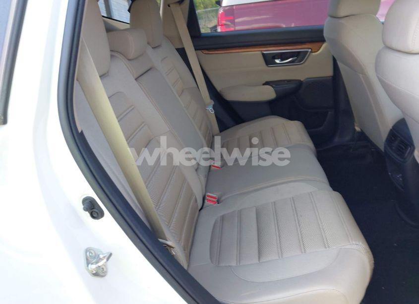 Photo 8 of 2018 Honda Cr-v EX (VIN 2HKRW2H59JH609772)