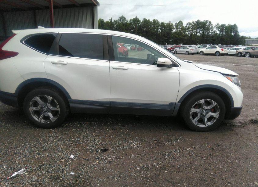Photo 13 of 2018 Honda Cr-v EX (VIN 2HKRW2H59JH681832)