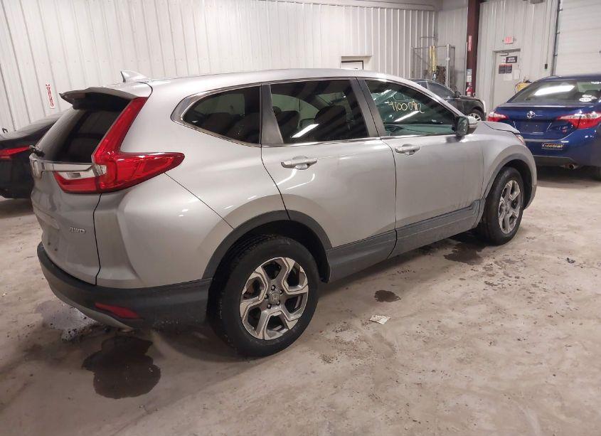 Photo 4 of 2019 Honda Cr-v EX (VIN 2HKRW2H59KH660741)