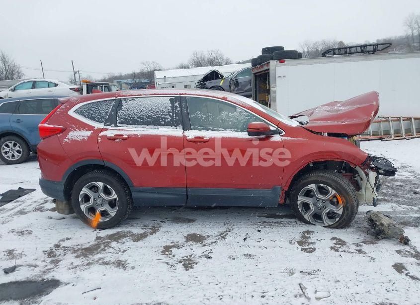 Photo 13 of 2018 Honda Cr-v EX (VIN 2HKRW2H5XJH617136)