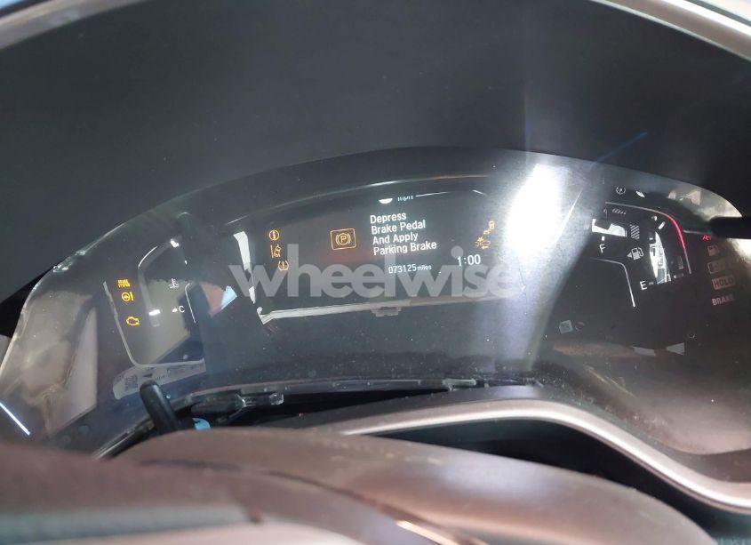 Photo 7 of 2018 Honda Cr-v EX (VIN 2HKRW2H5XJH617136)