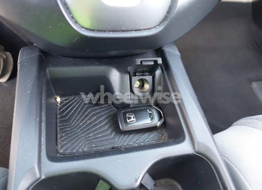 Photo 11 of 2018 Honda Cr-v EX (VIN 2HKRW2H5XJH621185)