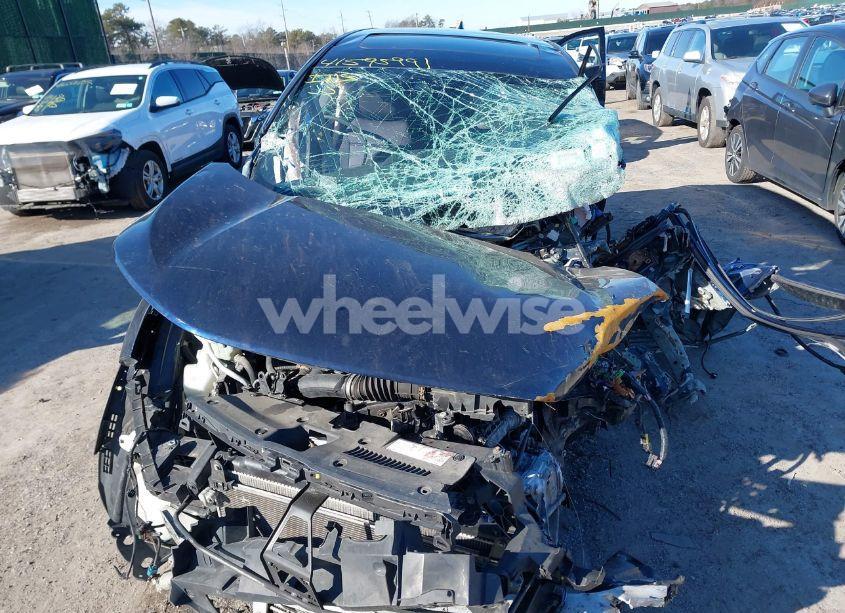 Photo 11 of 2018 Honda Cr-v EX (VIN 2HKRW2H5XJH622837)