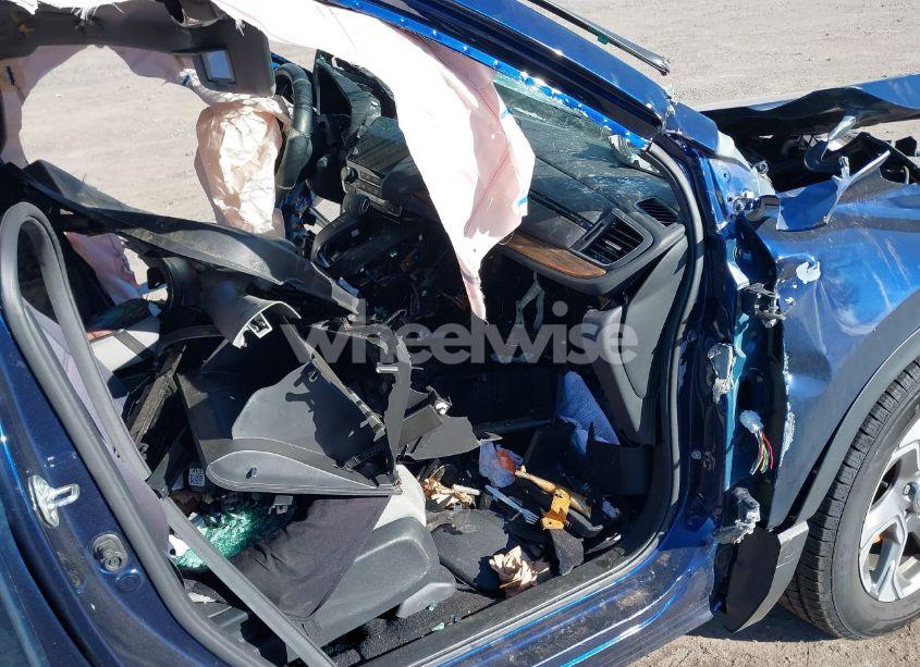 Photo 5 of 2018 Honda Cr-v EX (VIN 2HKRW2H5XJH622837)