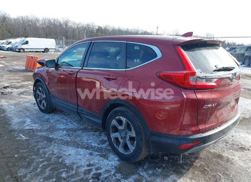 Photo 3 of 2018 Honda Cr-v EX (VIN 2HKRW2H5XJH649035)