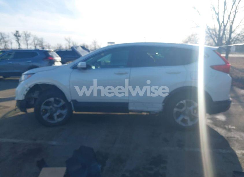 Photo 14 of 2018 Honda Cr-v EX (VIN 2HKRW2H5XJH670175)