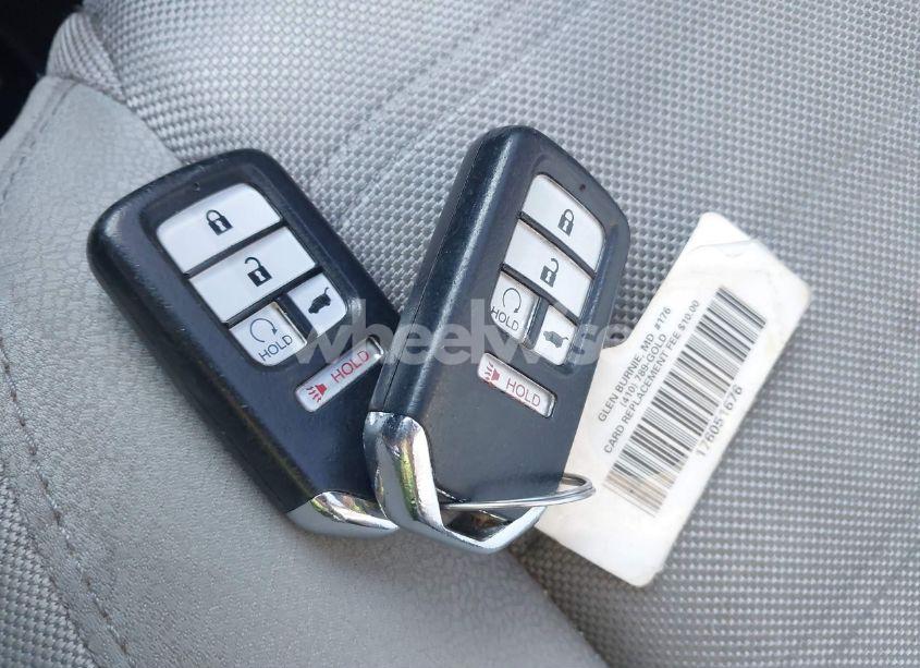 Photo 11 of 2018 Honda Cr-v EX (VIN 2HKRW2H5XJH680088)