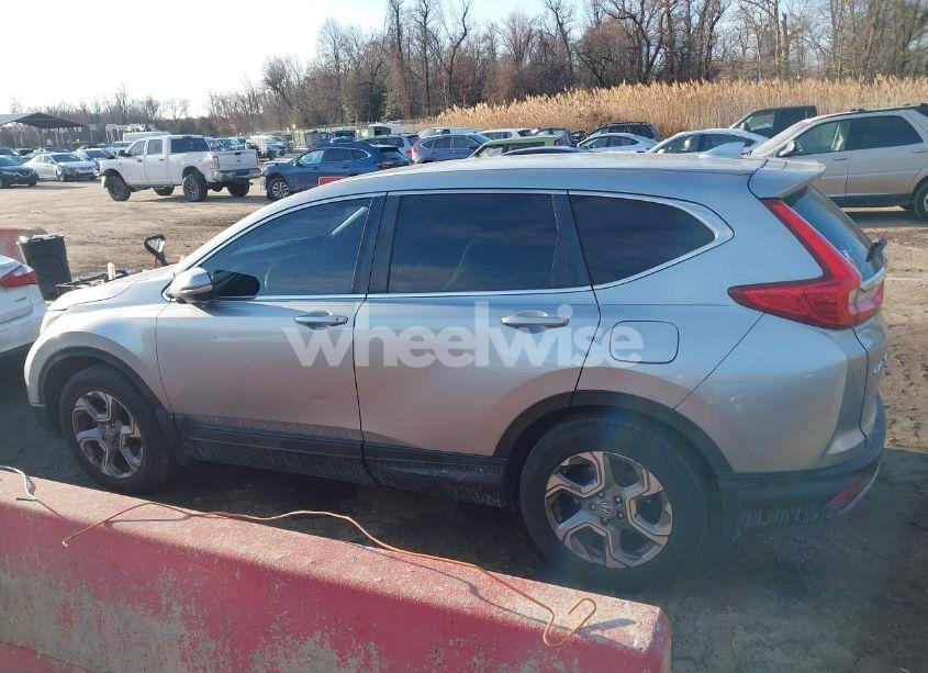 Photo 14 of 2018 Honda Cr-v EX (VIN 2HKRW2H5XJH680088)